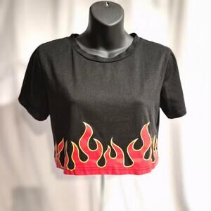 Romwe flame graphic crop